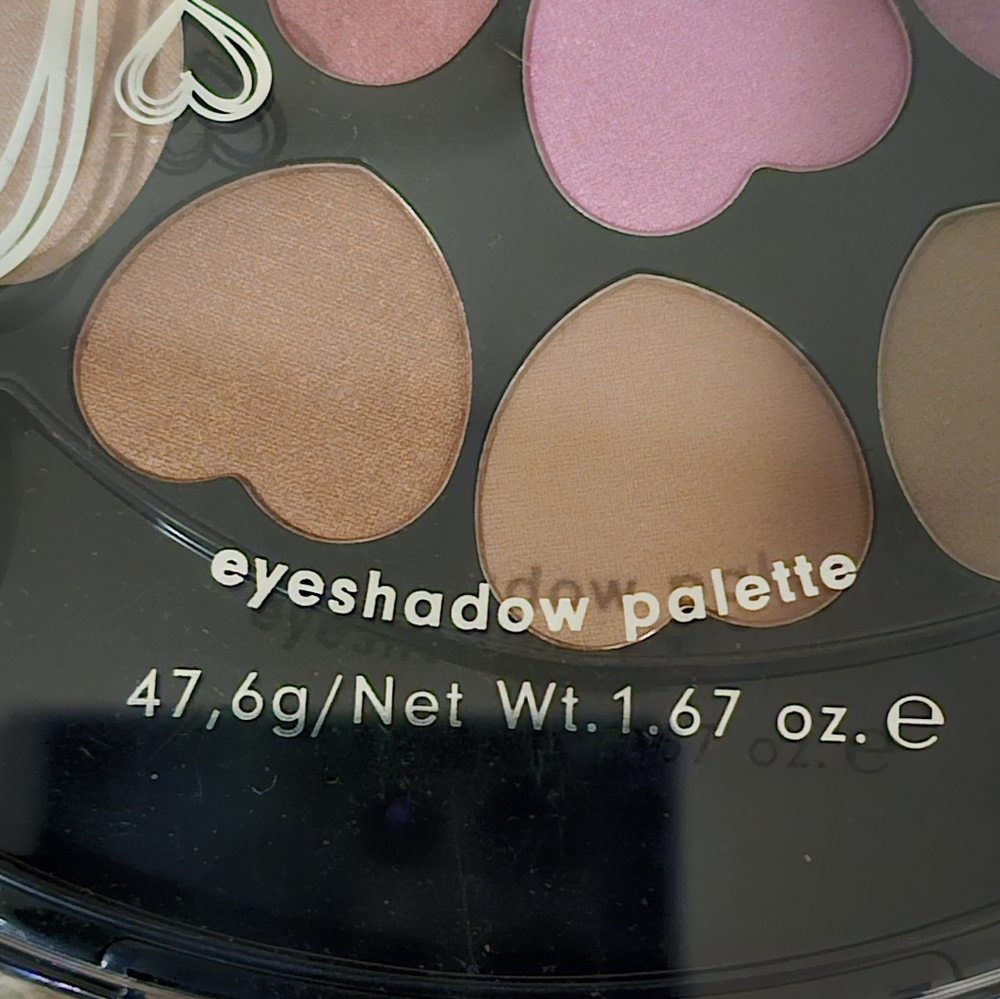 Makeup bundle - Picture 7 of 8